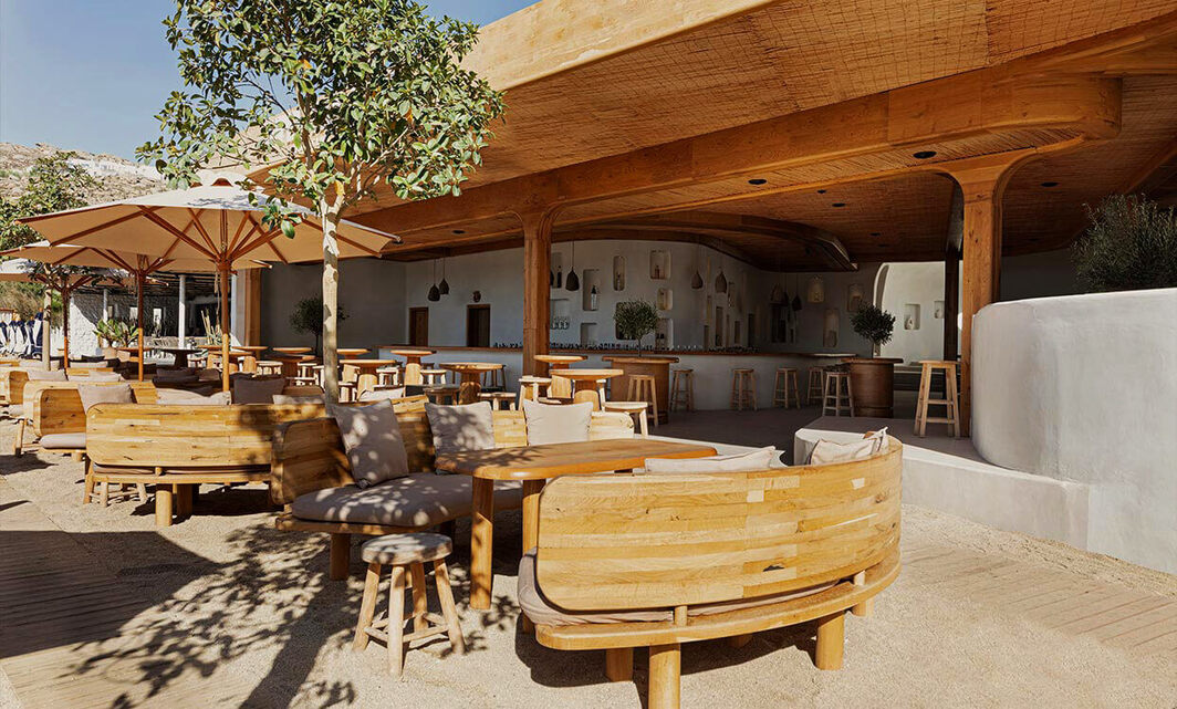 Super Paradise Beach Club 4 Super Paradise Beach Club 4